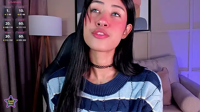 Snapshot of internett_sweetheart chatting on June 2026 07:04:02 AM internett sweetheart online show from June 2026 07:04:02 AM