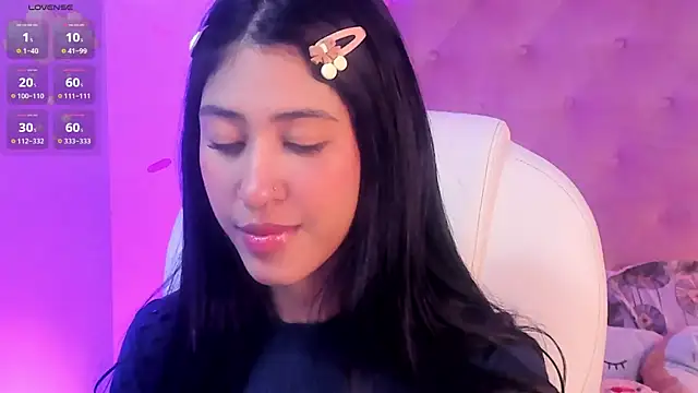 Snapshot of internett_sweetheart chatting on February 2026 06:19:02 AM internett sweetheart online show from February 2026 06:19:02 AM