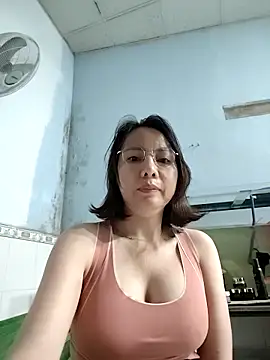 Famrita online show from February 2026 12:41:02 AM