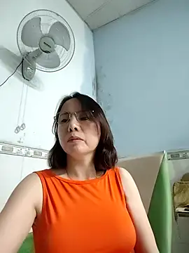 Famrita online show from February 2026 03:42:01 PM