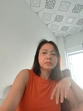 Famrita online show from April 2026 11:19:01 PM