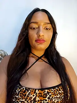 Luxlariel1 online show from January 2026 02:59:01 AM