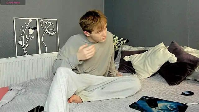 Snapshot of Kai_Milller chatting on March 2026 03:32:01 AM Kai Milller online show from March 2026 03:32:01 AM