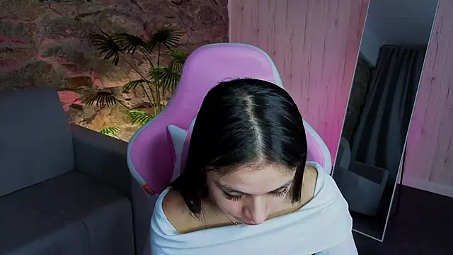 Kim Bless online show from February 2026 01:12:02 AM