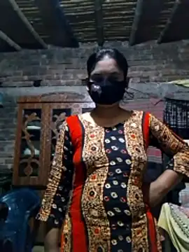 Hot Sweeti online show from February 2026 01:12:01 PM