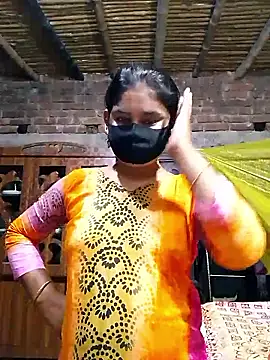 Hot Sweeti online show from April 2026 10:49:02 PM