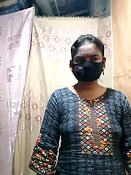 Hot Sweeti online show from February 2026 09:22:02 PM