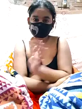 Hot Sweeti online show from February 2026 11:07:01 AM