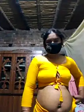 Hot Sweeti online show from March 2026 10:23:02 PM