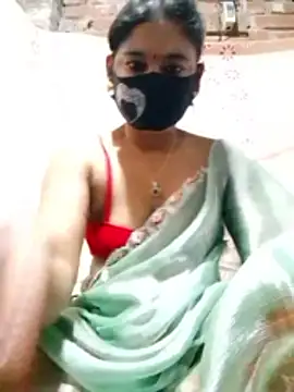 Hot Sweeti online show from February 2026 06:19:01 PM