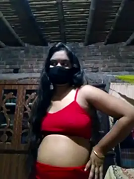 Hot Sweeti online show from April 2026 01:02:01 PM