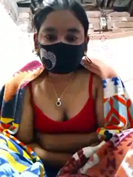 Hot Sweeti online show from February 2026 12:05:02 PM