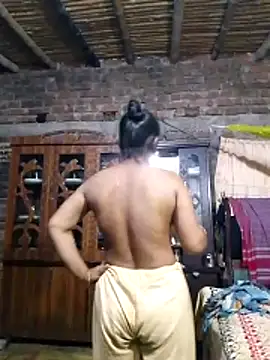 Hot Sweeti online show from April 2026 07:27:01 PM