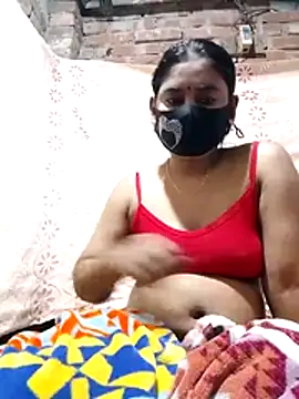 Hot Sweeti online show from February 2026 11:30:01 AM