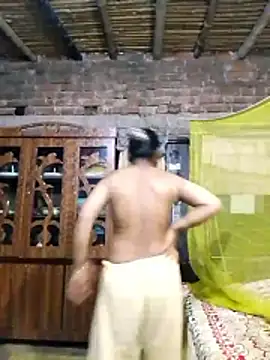 Hot Sweeti online show from May 2026 09:29:01 PM