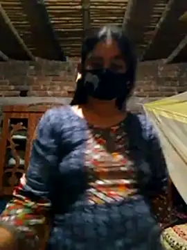 Hot Sweeti online show from March 2026 11:45:02 PM