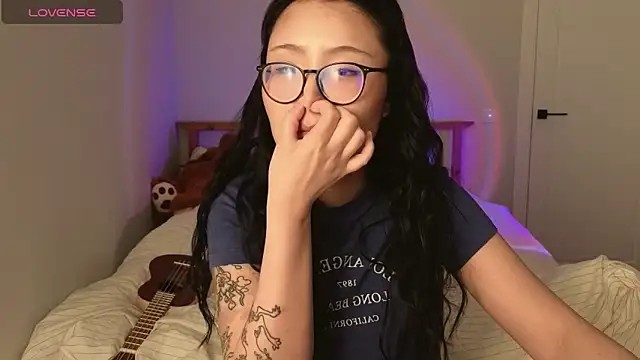 nullgirl online show from May 2026 12:19:02 AM