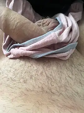 Mikedauerqeil online show from April 2026 11:05:01 AM