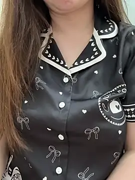 Donna9696 online show from April 2026 02:02:02 PM