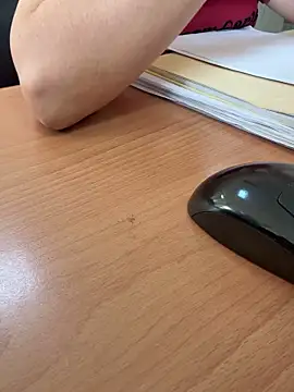 Donna9696 online show from April 2026 07:45:01 AM