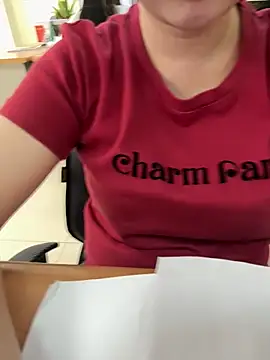 Donna9696 online show from April 2026 01:18:01 AM