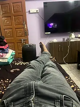 Hornyksg online show from January 2026 02:53:01 PM