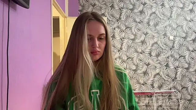 FelicidadChiariello online show from January 2026 01:36:01 PM