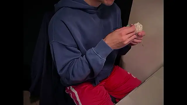 hao105 online show from February 2026 02:39:01 PM