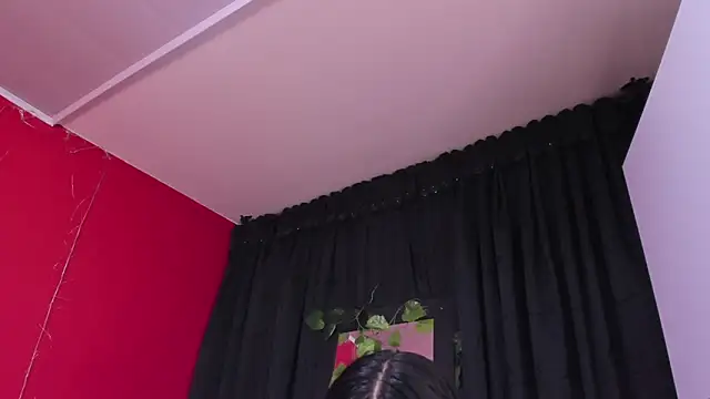 Snapshot of ailyn-moretti chatting on March 2026 01:11:01 AM ailyn-moretti online show from March 2026 01:11:01 AM