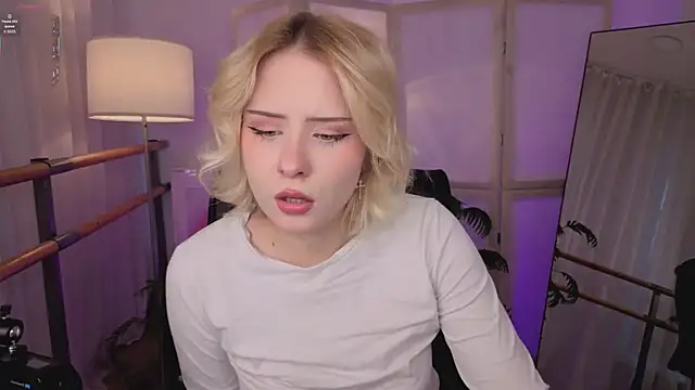 jayjanice online show from February 2026 02:30:02 PM