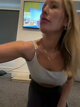 Daisyprin online show from February 2026 01:55:01 PM