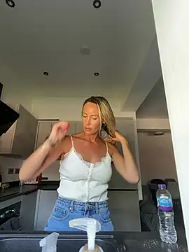 Daisyprin online show from June 2026 11:49:02 AM