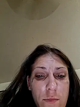 LadySn0w26 online show from March 2026 06:02:01 PM