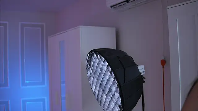 SammiMonroe online show from April 2026 04:14:01 AM