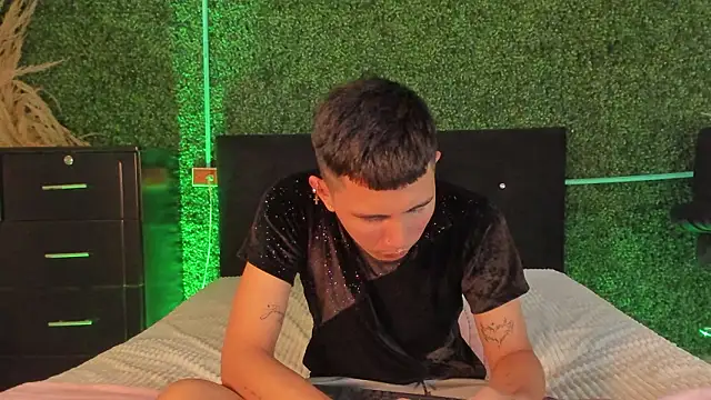 Star blaze online show from March 2026 07:30:03 PM