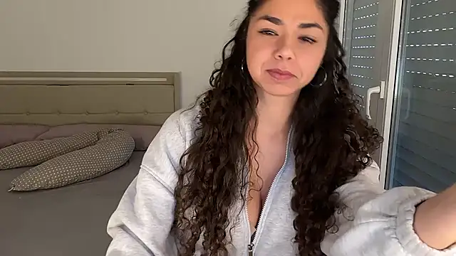 ladymelon online show from February 2026 09:09:02 AM