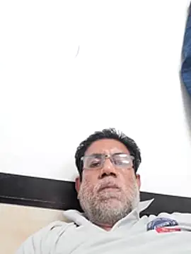 Aafreen999 online show from February 2026 01:10:01 PM