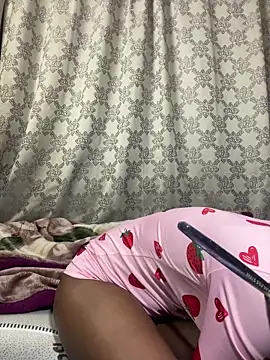 NaughtyShawdy online show from April 2026 08:33:01 PM