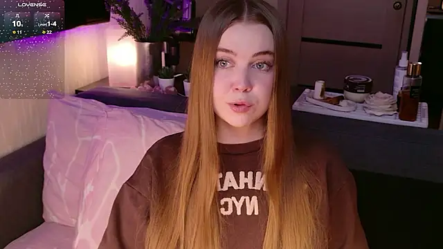 bratwifelina online show from March 2026 09:00:01 PM