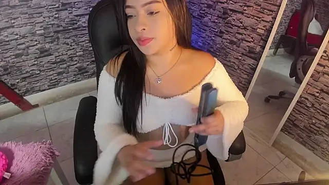 Saschaa Doll online show from February 2026 03:40:02 AM