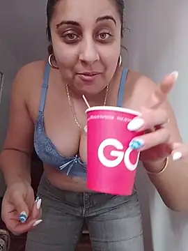 AntoAntonianna online show from February 2026 09:06:02 AM