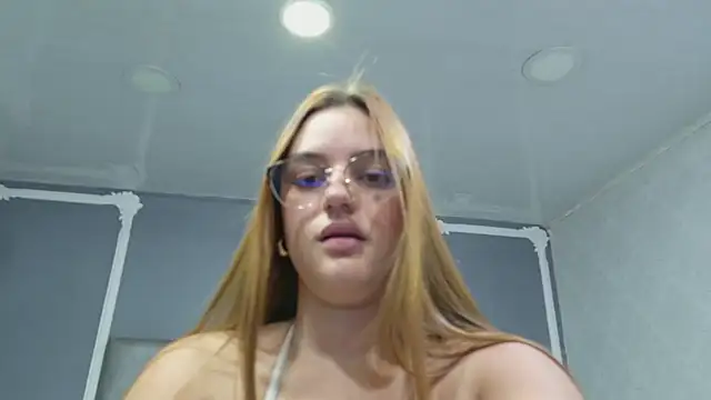 Snapshot of HaileyTims chatting on June 2026 11:16:01 AM HaileyTims online show from June 2026 11:16:01 AM