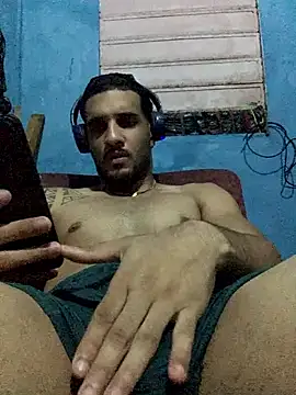 Wicy23 online show from May 2026 03:39:01 AM