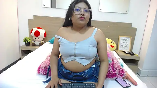 Kiri Black  online show from May 2026 03:53:02 AM