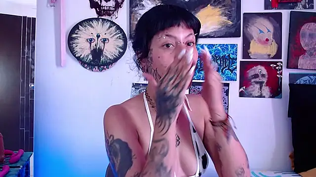 MelisaVelvet online show from April 2026 08:01:01 PM