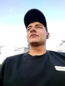 Snapshot of attractive-sexx chatting on March 2026 10:39:02 PM attractive-sexx online show from March 2026 10:39:02 PM