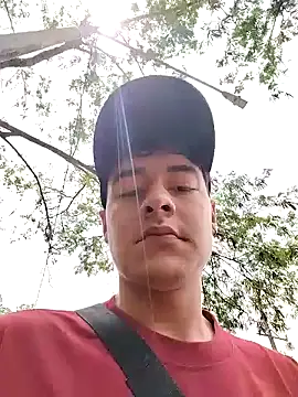 Snapshot of attractive-sexx chatting on April 2026 04:08:01 PM attractive-sexx online show from April 2026 04:08:01 PM