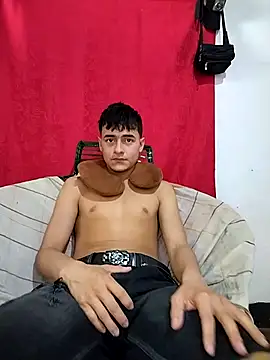 Snapshot of attractive-sexx chatting on February 2026 02:14:01 PM attractive-sexx online show from February 2026 02:14:01 PM