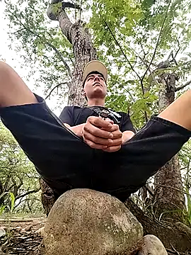 Snapshot of attractive-sexx chatting on April 2026 01:51:01 PM attractive-sexx online show from April 2026 01:51:01 PM