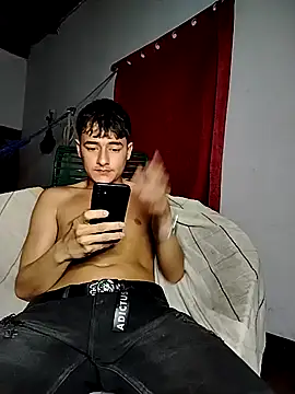 Snapshot of attractive-sexx chatting on February 2026 01:36:02 AM attractive-sexx online show from February 2026 01:36:02 AM